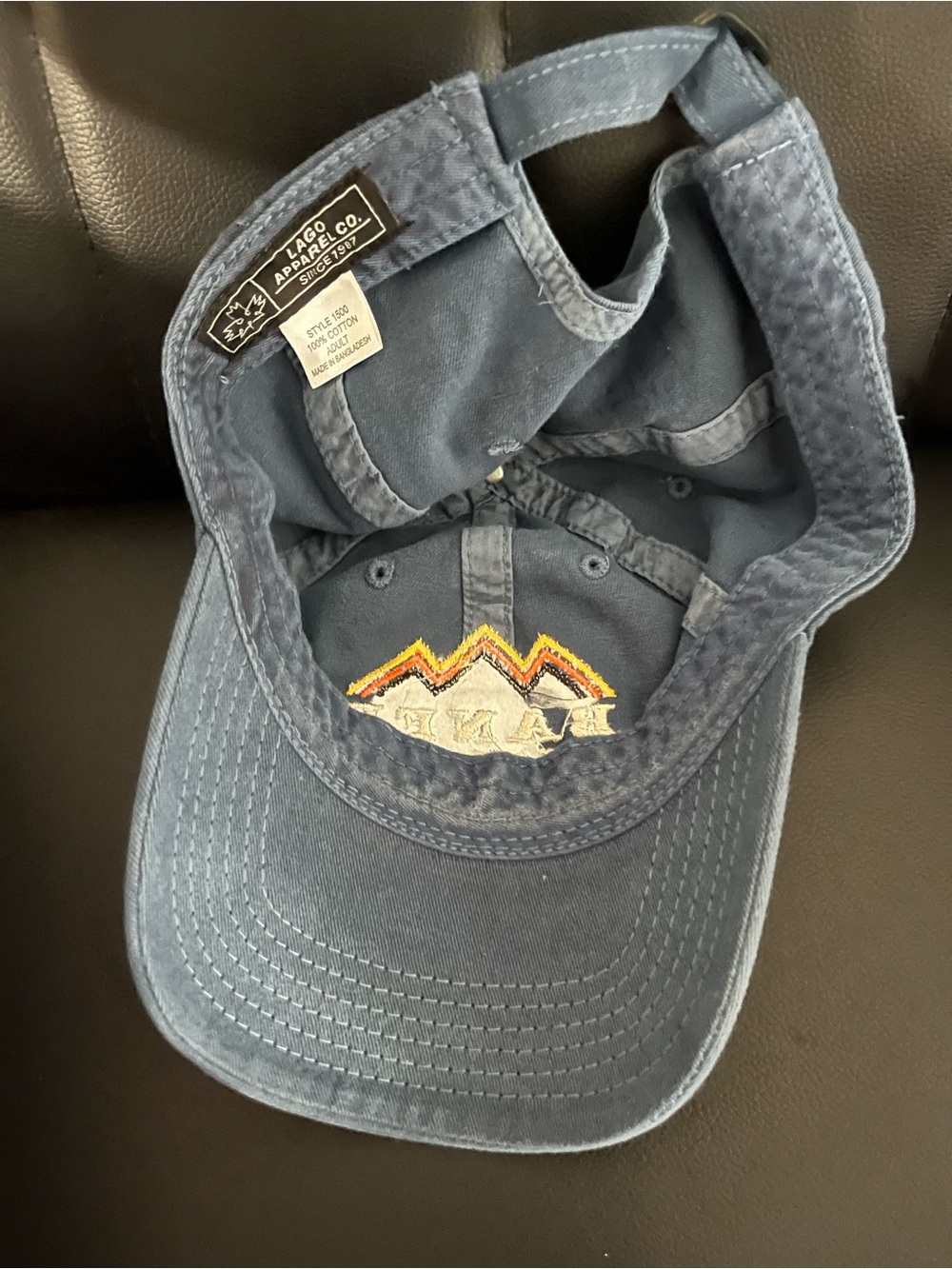 Almost like new-Banff Canada Embroidered Mountain Baseball Adult Cap - Navy - Picture 4 of 4